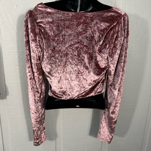 WaYF Pink Velveteen Crop Top Size Small NWOT - Picture 6 of 9